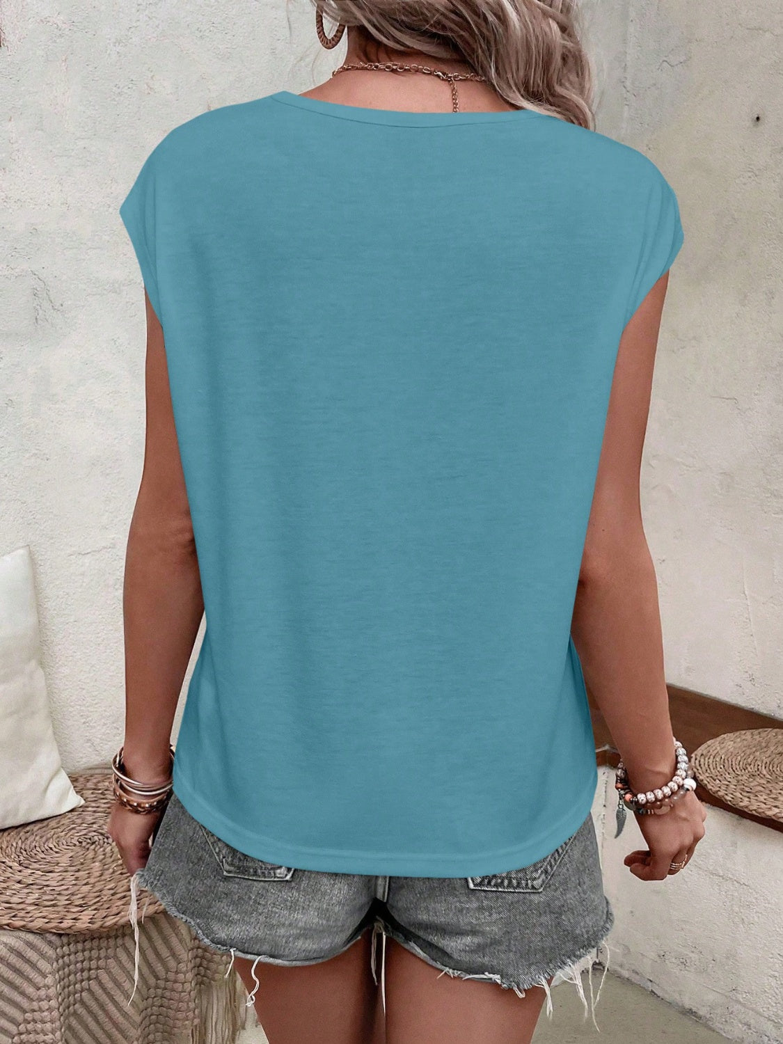 Lace Detail Round Neck Tank - XathletiX