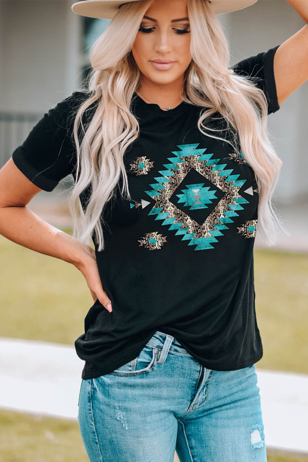 Western Printed Crewneck Graphic Tee - XathletiX