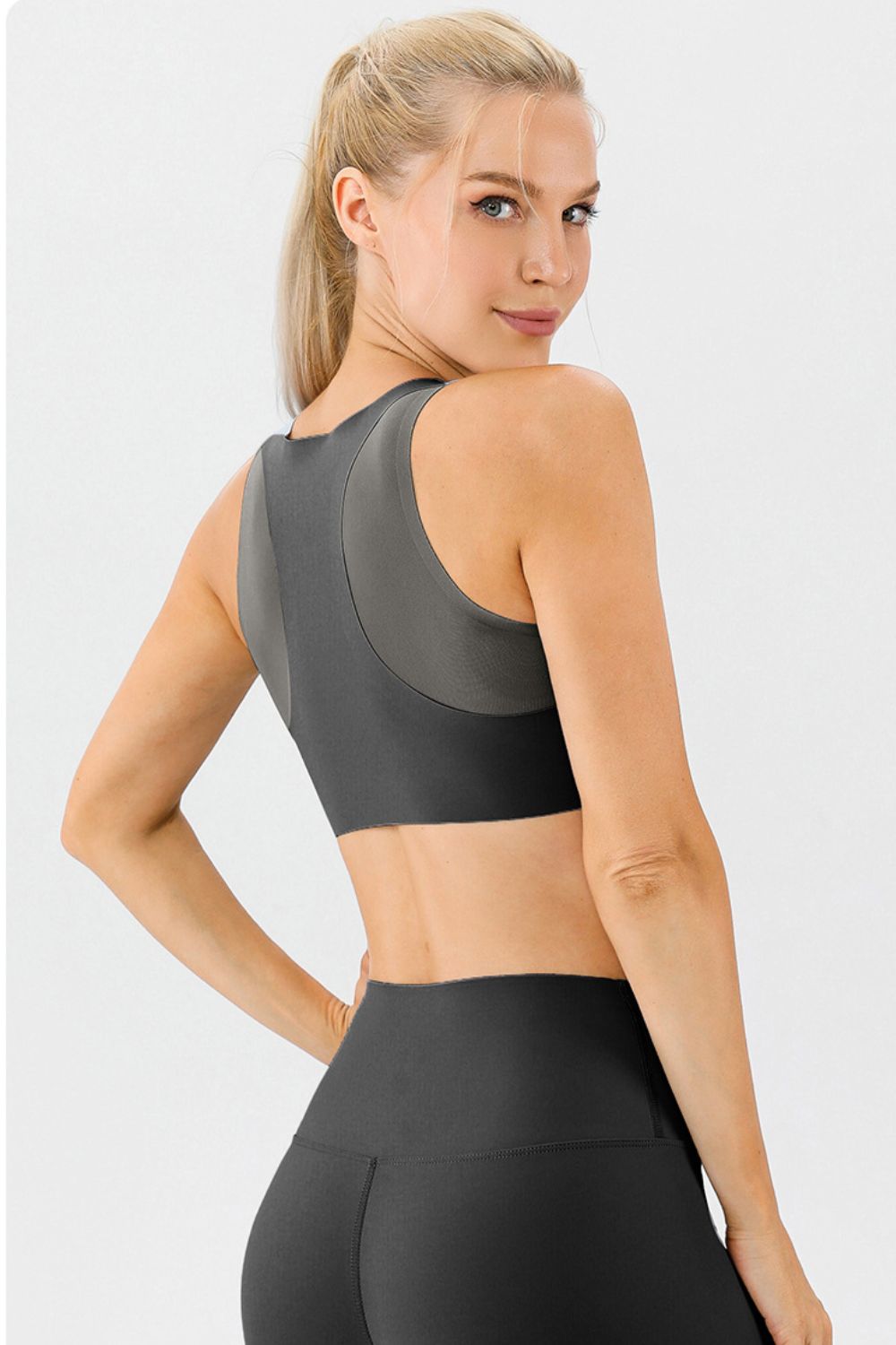 Round Neck Wide Strap Active Bra - XathletiX